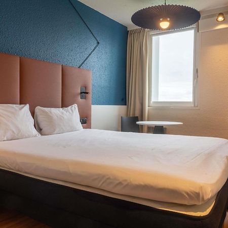 Ibis Lyon Est Bron Hotel Exterior foto